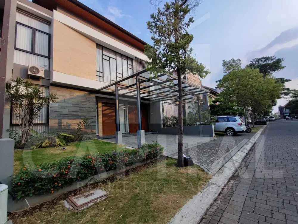 Rumah Lux  Minimalis dengan View Danau di KBP Kota Baru Parahyangan