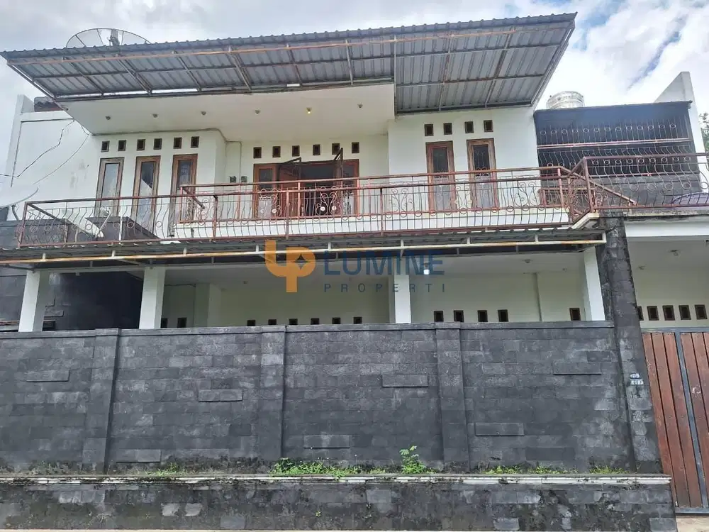 RUMAH MEWAH DENGAN LINGKUNGAN ASRI DI NGAGLIK SLEMAN