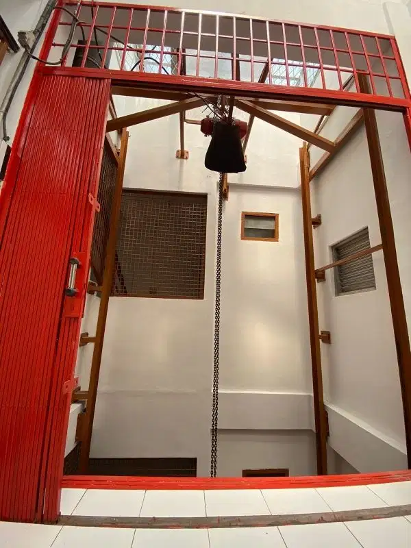 Dijual ruko gandeng merah jakarta pusat