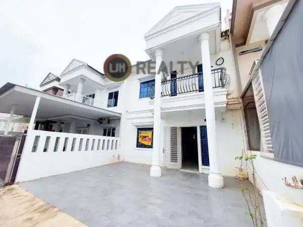 Rumah di Victory Residence Dekat Pasar Pasir Putih & Universitas UVERS