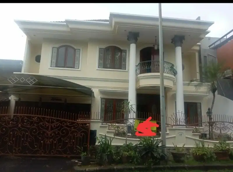dijual rumah Deket pondok indah