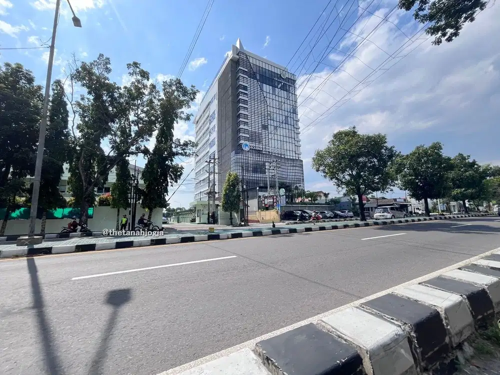 Nempel Aspal Tanah Area Wirobrajan Yogyakarta