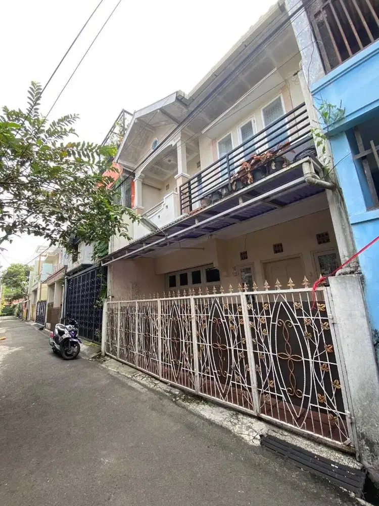 Sarijadi bangunan 2 stgh lantai siap huni