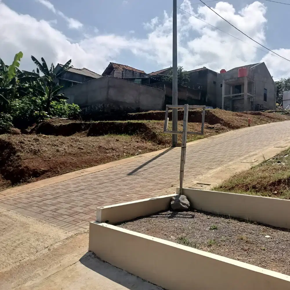 DIJUAL TANAH MURAH LOKASI STRATEGIS,LOK. CINUNUK