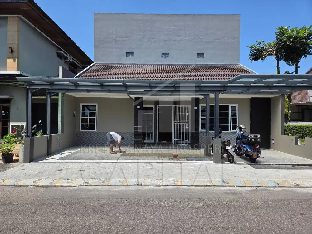 RUMAH TINGGAL TERAWAT SIAP HUNI DI SINGGASANA BANDUNG