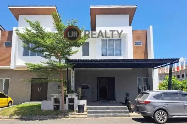 Rumah Lokasi Bagus di Perumahan Azure Bay I Batam Dekat Sekolah Mon