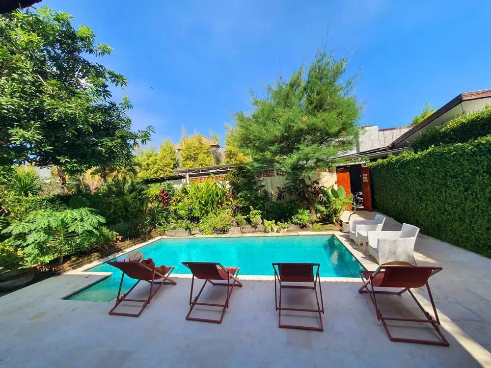 GREEN VILLA IN SEMINYAK FOR YEARLY RENT