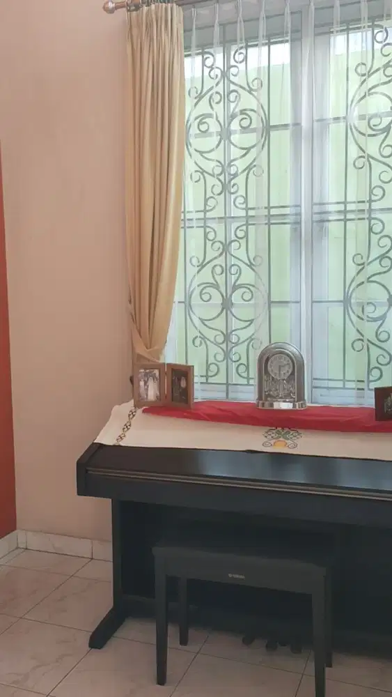 Dijual murah rumah di Boulevard Kota Wisata cibubur