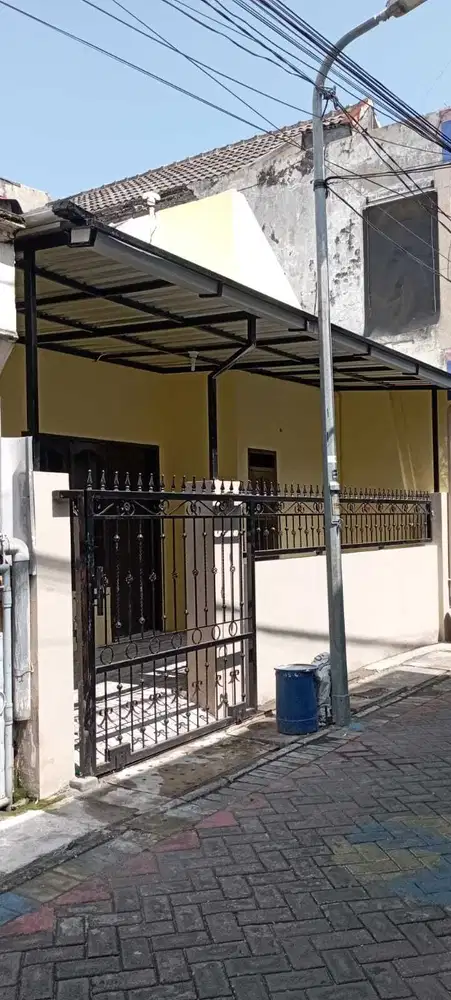 Rumah Kampung Siap Huni Barusan Renovasi Lokasi Nginden Surabaya