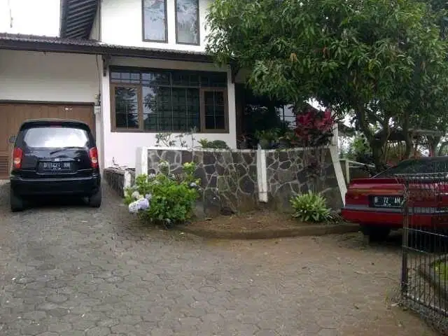 Dijual Rumah cocok buat rumah tinggal lingkungan Asri, Gegerkalong