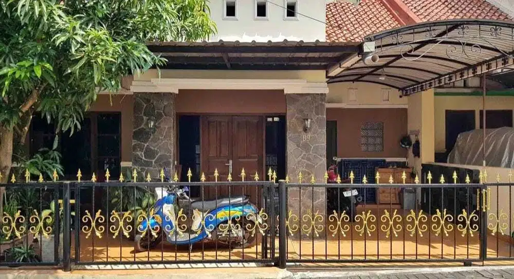 Rumah di oerumahan candi gebang condongcatur