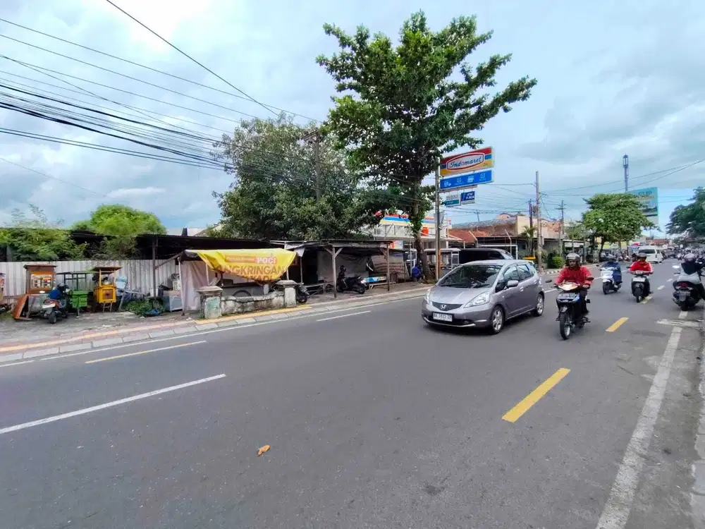 Tanah pinggir jalan raya karang kajen pusat kota cocok usaha