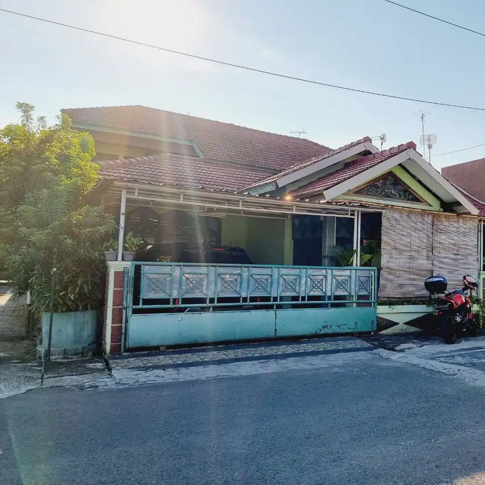 Rumah nyaman hook 1.5Lt di perum fajar indah Baturan