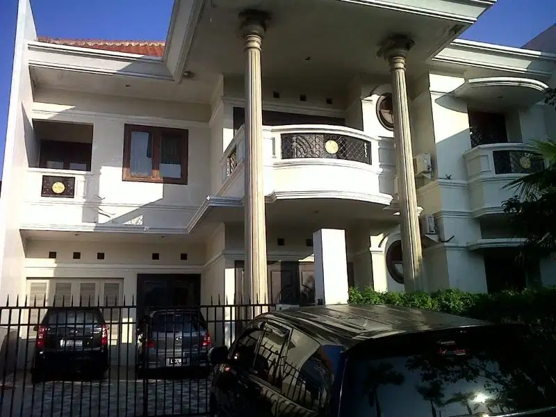 DIJUAL RUMAH 2 LANTAI GRAHA FAMILY BLOK A