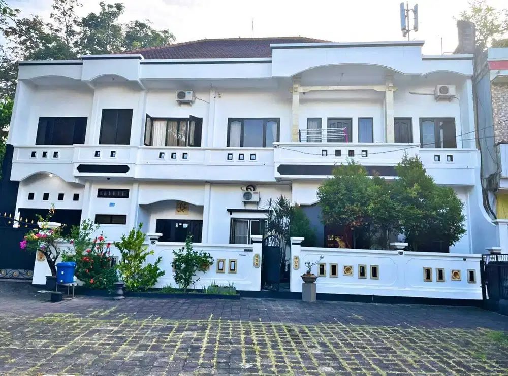 Dijual Murah Rumah Pribadi Keluarga Besar di Padang Sambian Denpasar