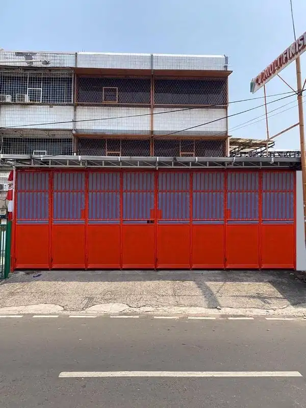 Dijual ruko gandeng merah jakarta pusat
