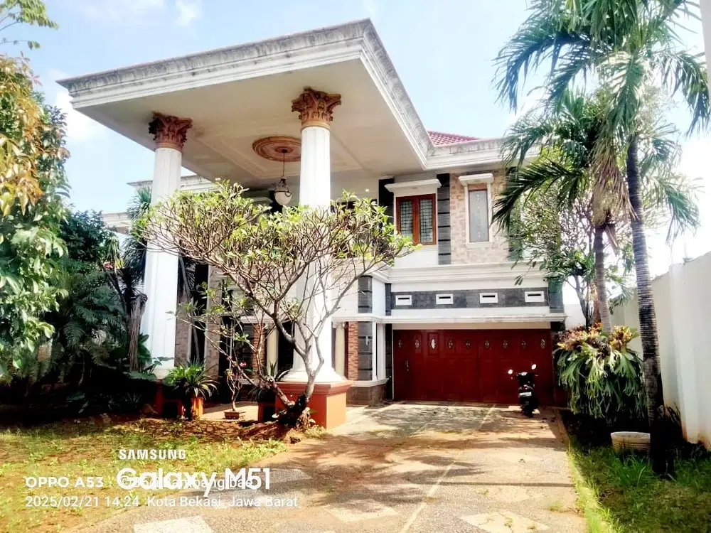 Rumah mewah 2 lantai di jatiasih bekasi LT.1067m