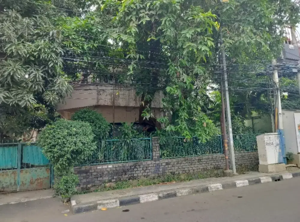 Rumah Lama Huk 2 Lantai Bisa Klinik Atau Kantor Online Atau Kuliner