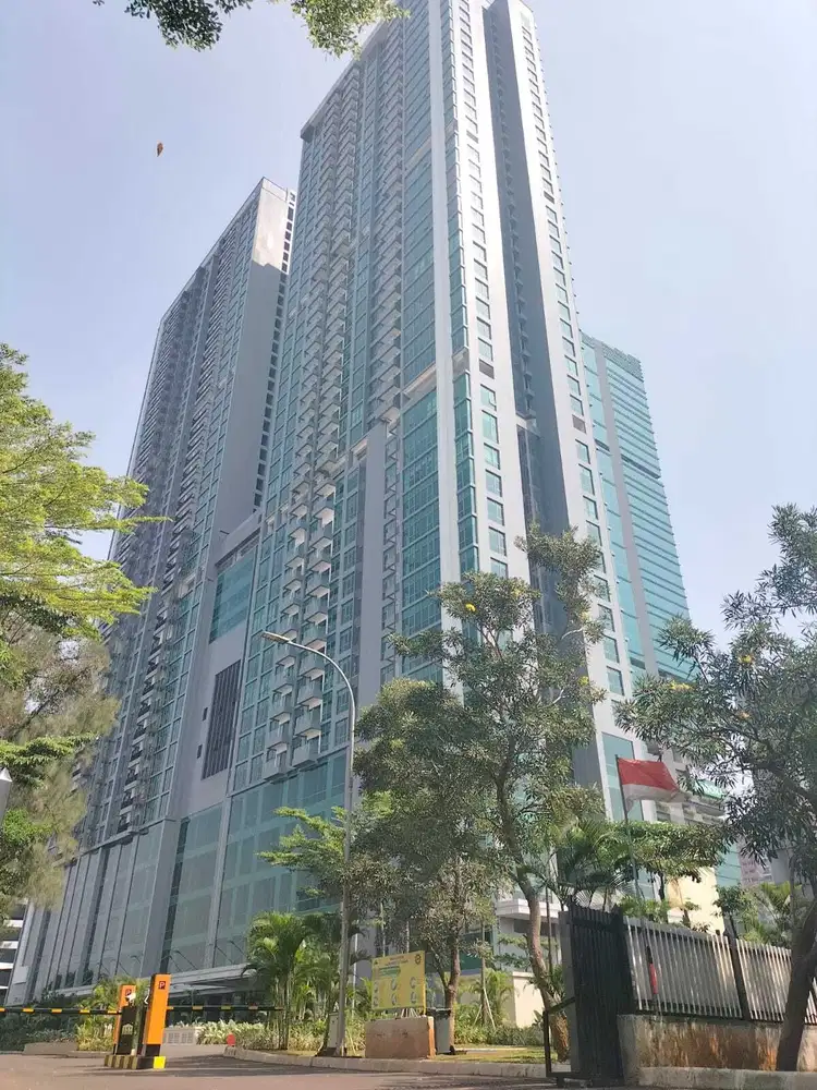 Holland village jakarta private lift  pet friendly