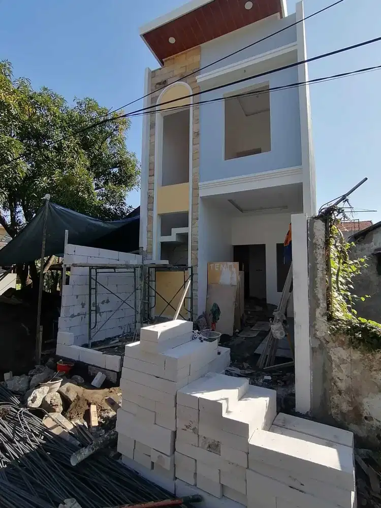 TER LARISSS RUMAH RUNGKUT JAYA NIRWANA PANDUGO WONOREJO