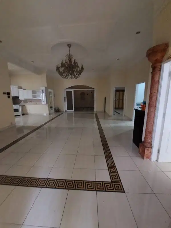 dijual rumah bagus di Rawa Simprug Jakarta Selatan 300/350m 5.8M