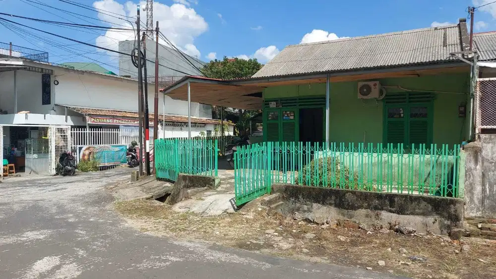 Dijual rumah ditengah kota dekat Kodam 2 Sriwijaya Palembang