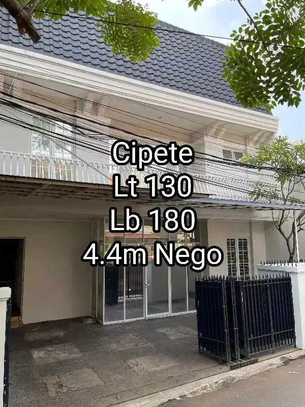 DI JUAL CEPAT Rumah Modern Classic di Cipete Jakarta Selatan.
