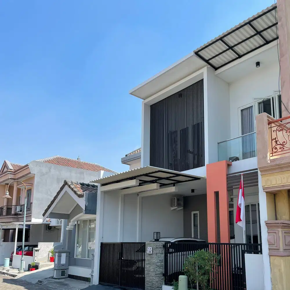 DIJUAL RUMAH TERAWAT PAKUWON CITY