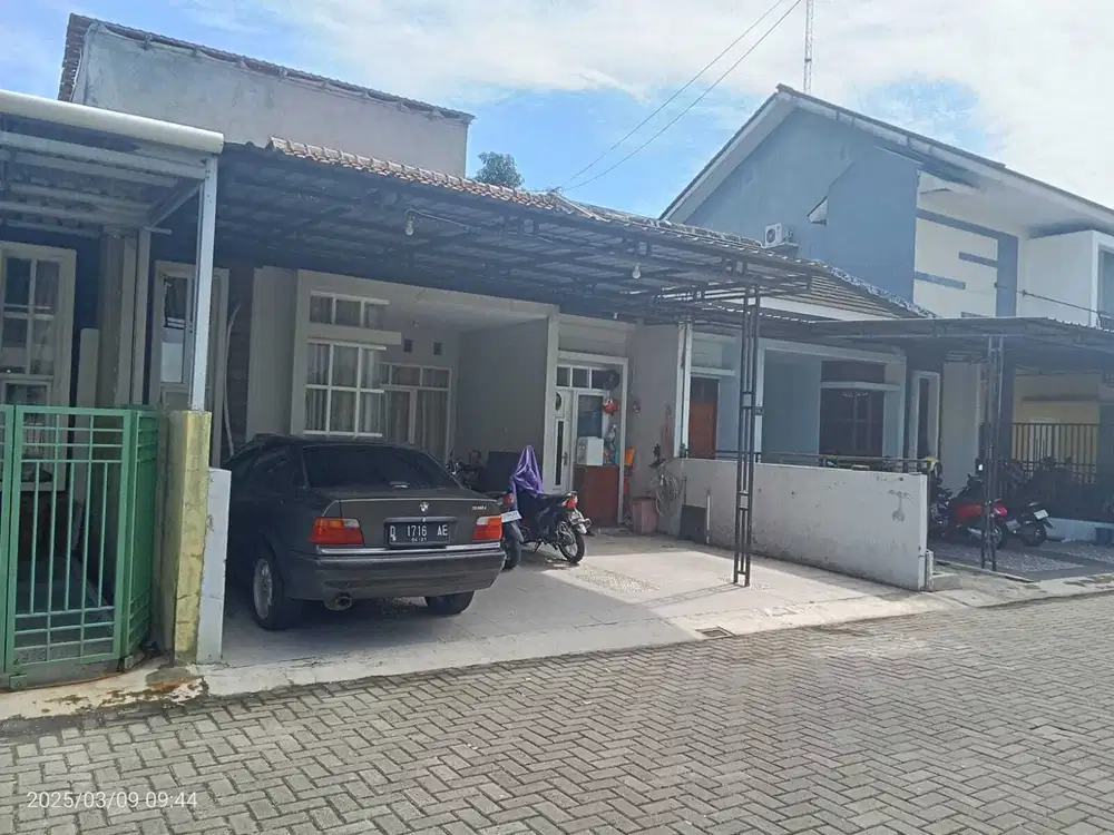 Rumah dalam cluster di baciro kodya dekat kampus UIN