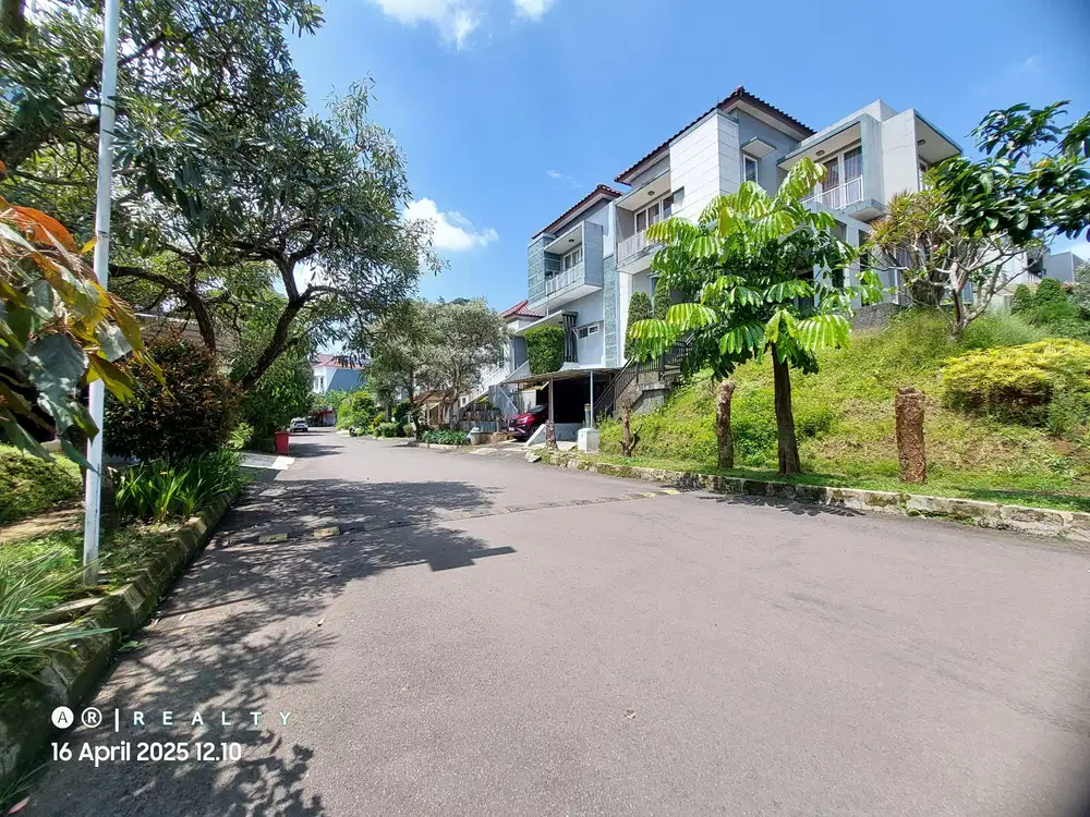 Rumah Murah Minimalis Dalam Cluster Area Sejuk Cigadung Dago Bandung
