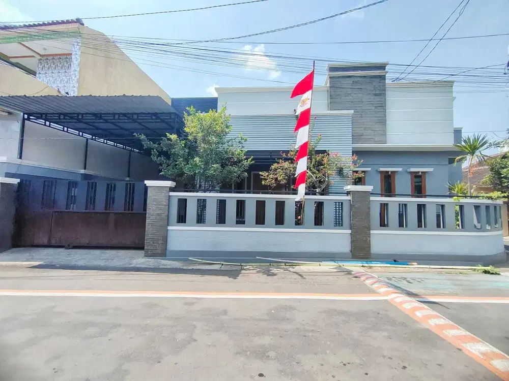 Rumah luas bagus siap huni thousand colomadu solo dijual cepat