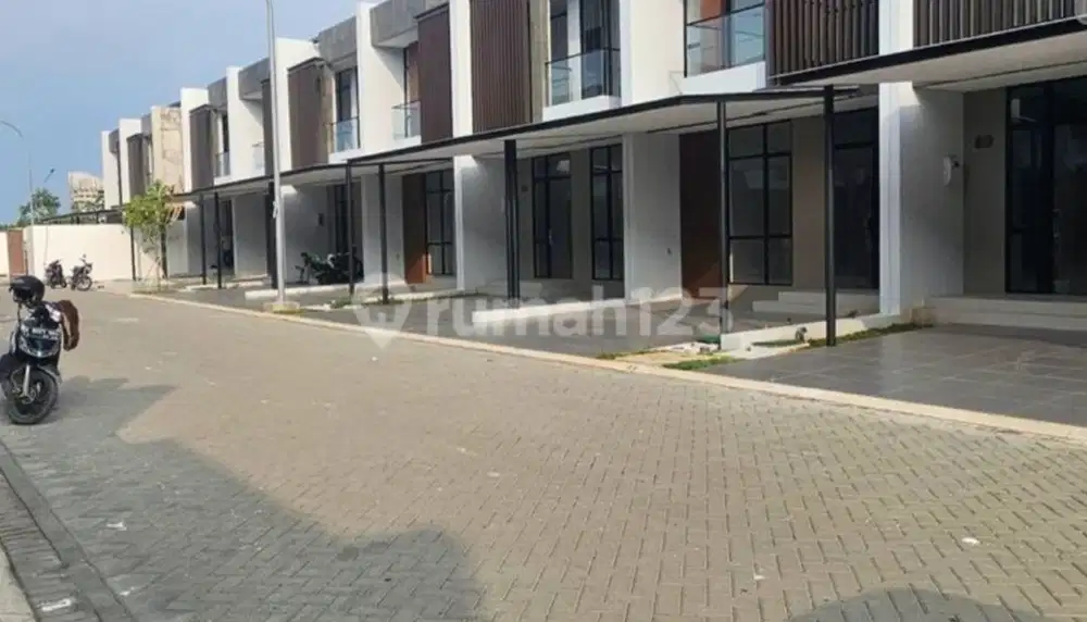 Rumah 6x15 Kuningan Village Pik2 Brand New