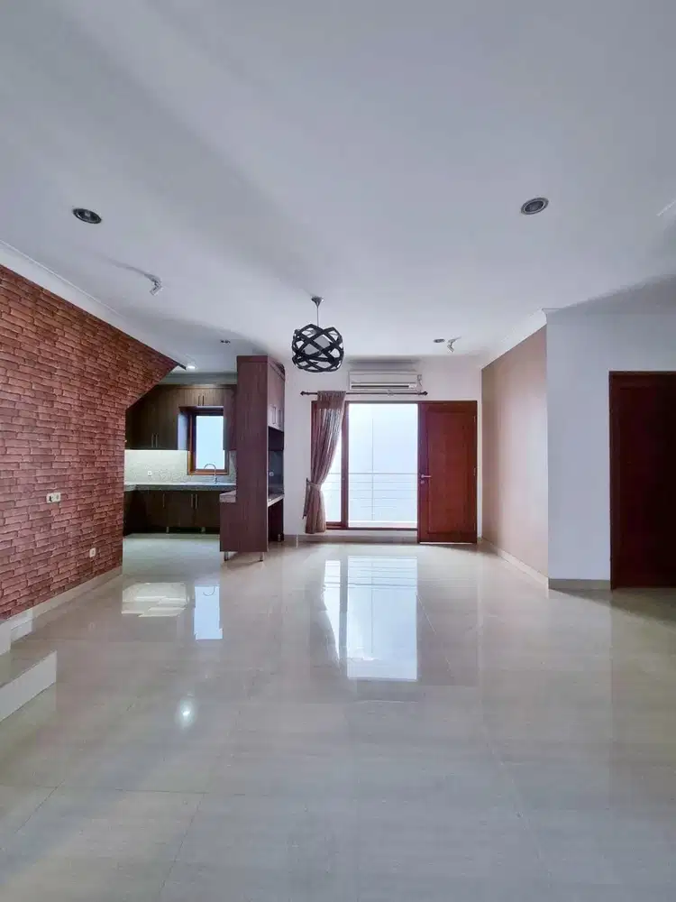 Rumah di Jual di Cipete