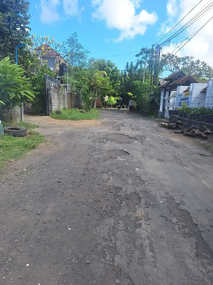 Di kontrakan tanah jalan Tukad Unda, Denpasar, Bali