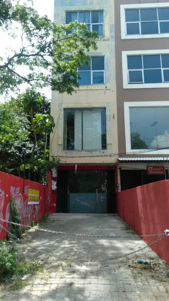 RUKO STRATEGIS 4 LANTAI DI RC VETERAN - BINTARO