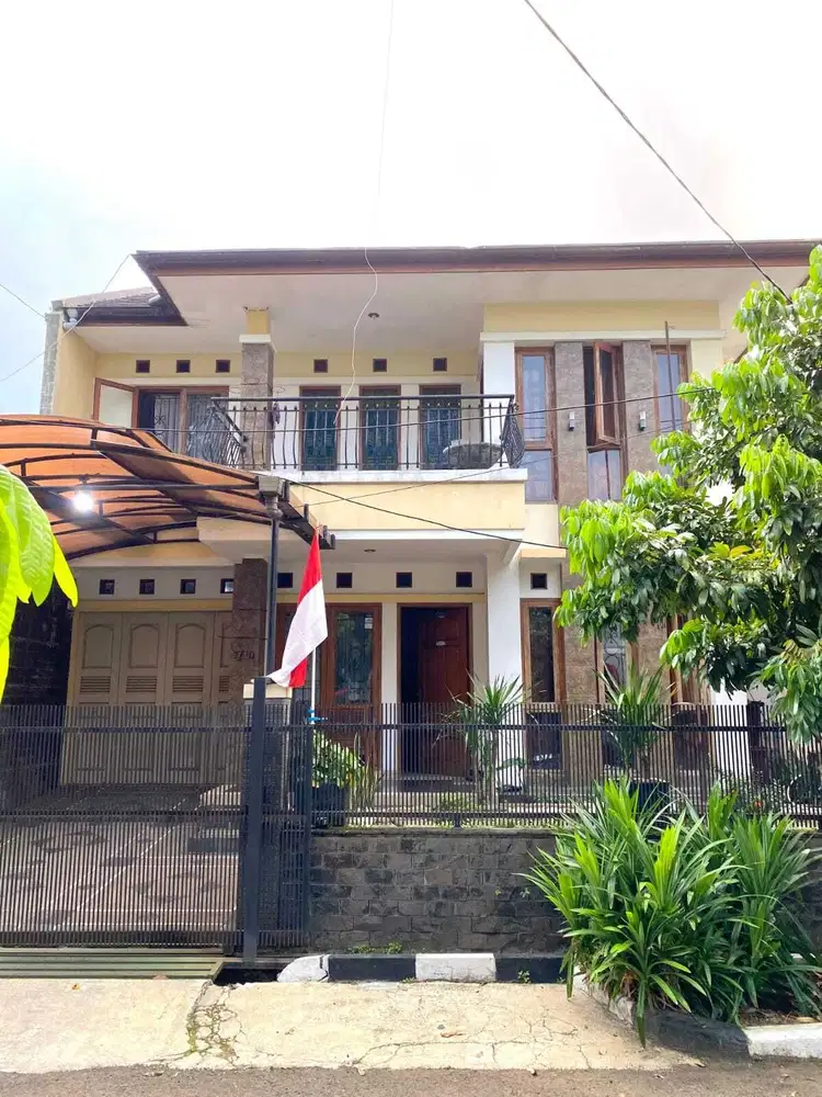 Di jual rumah murah siap huni di cluster Bumi adipura
