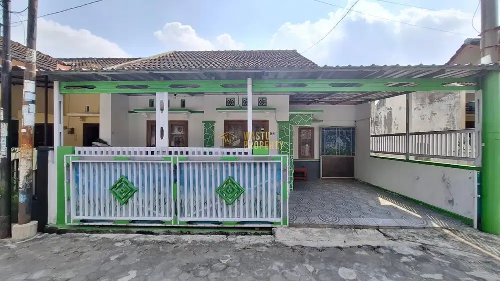 RUMAH MURAH, SIAP HUNI, 5 MENIT DARI MALL AMPLAZ JOGJA