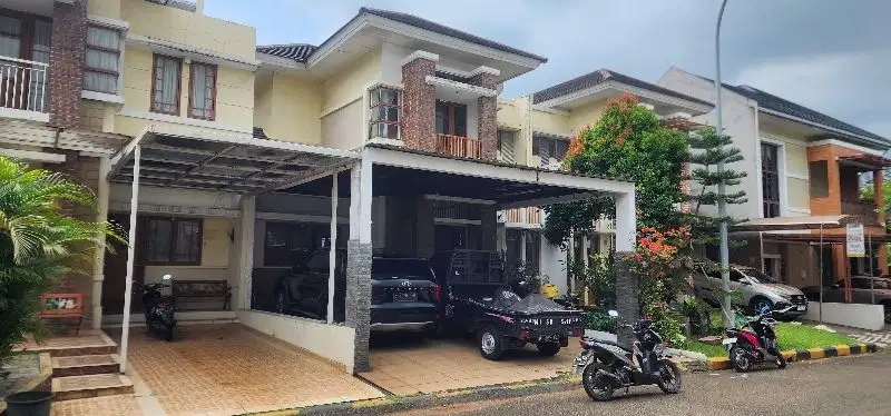 RUMAH 2 LANTAI DI GRAND WISATA