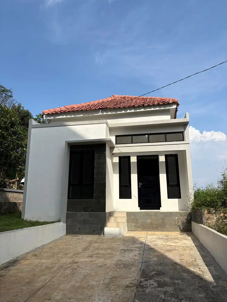 Di Jual Rumah Redy stok dengan suasana asri dan udara segar