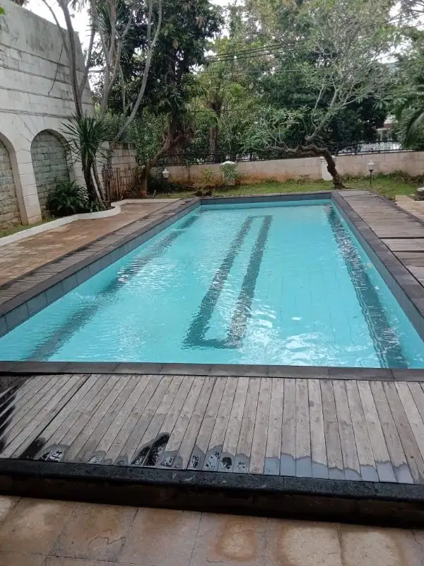 dijual rumah mewah di taman aries Meruya