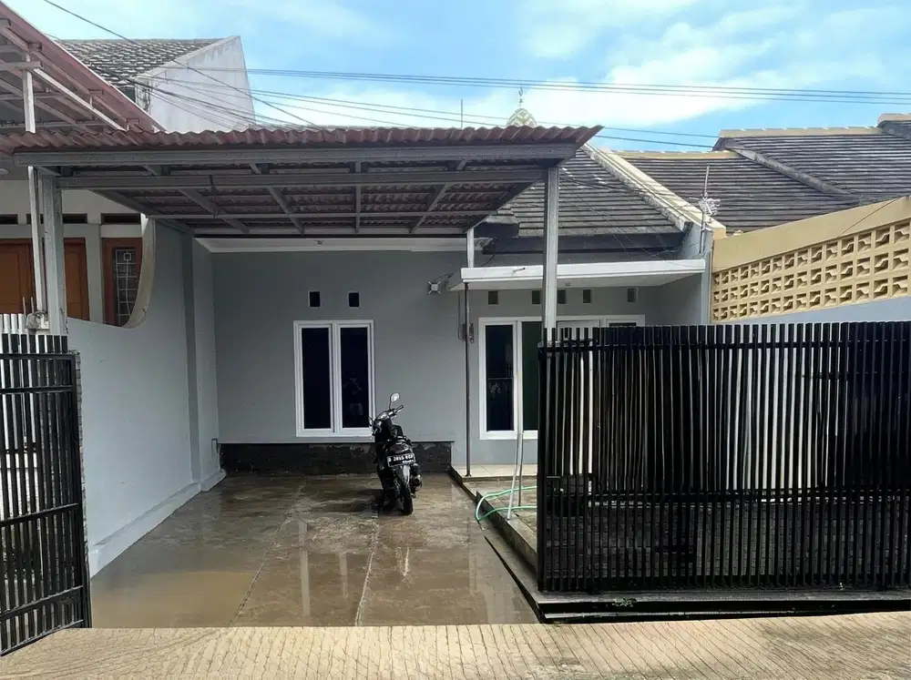 Jual Rumah 2 Carport Tanah LUAS harga MURAH dekat alun alun cimahi