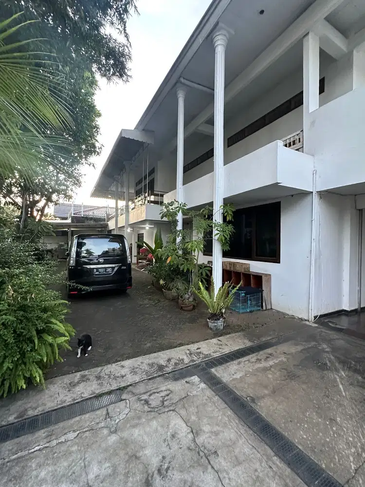 DIJUAL MURAH  DHARMAWANGSA KEBAYORAN BARU