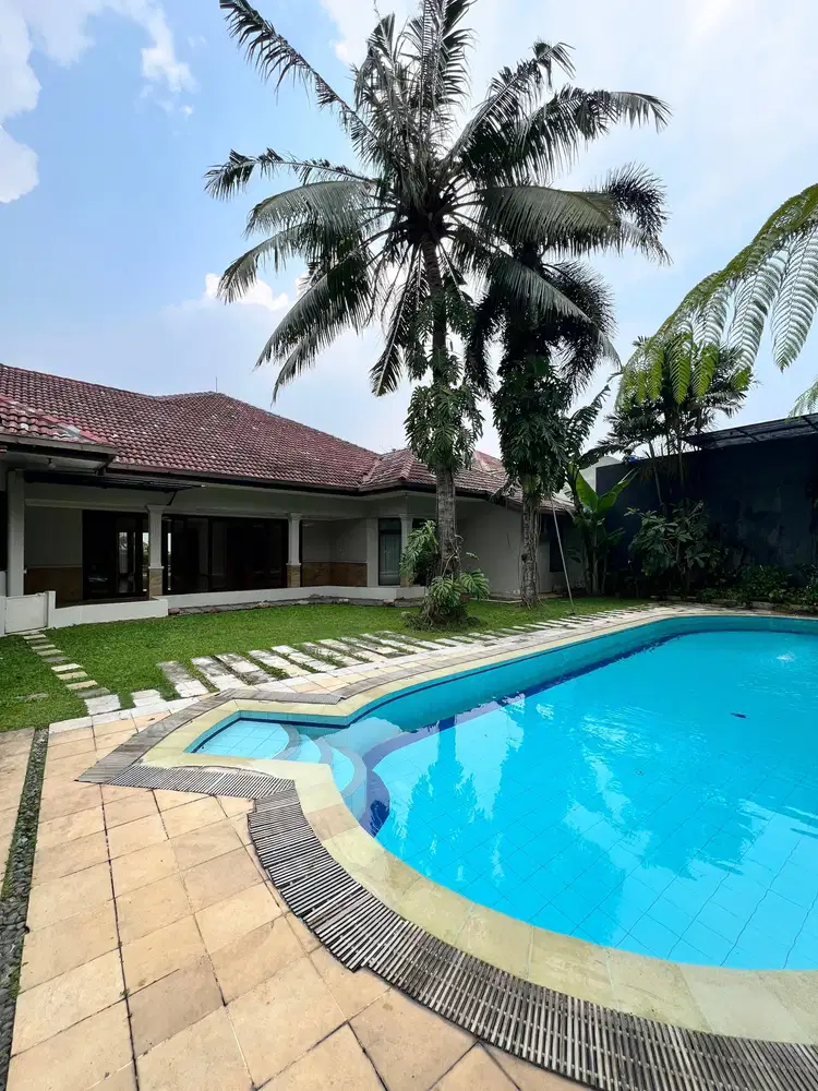 Rumah Cantik Dalam Komplek Cipete Jakarta Selatan