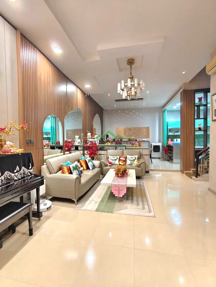 VILLA LUX CEMARA ASRI