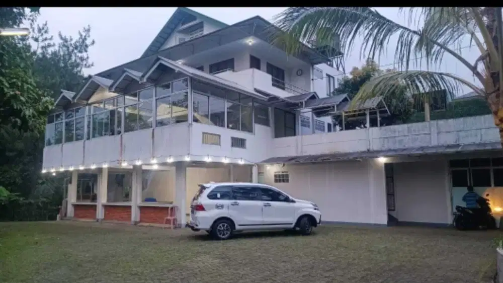 Villa Cantik Kamar Banyak Fasilitas Lengkap Di Kawasan Cisarua Puncak