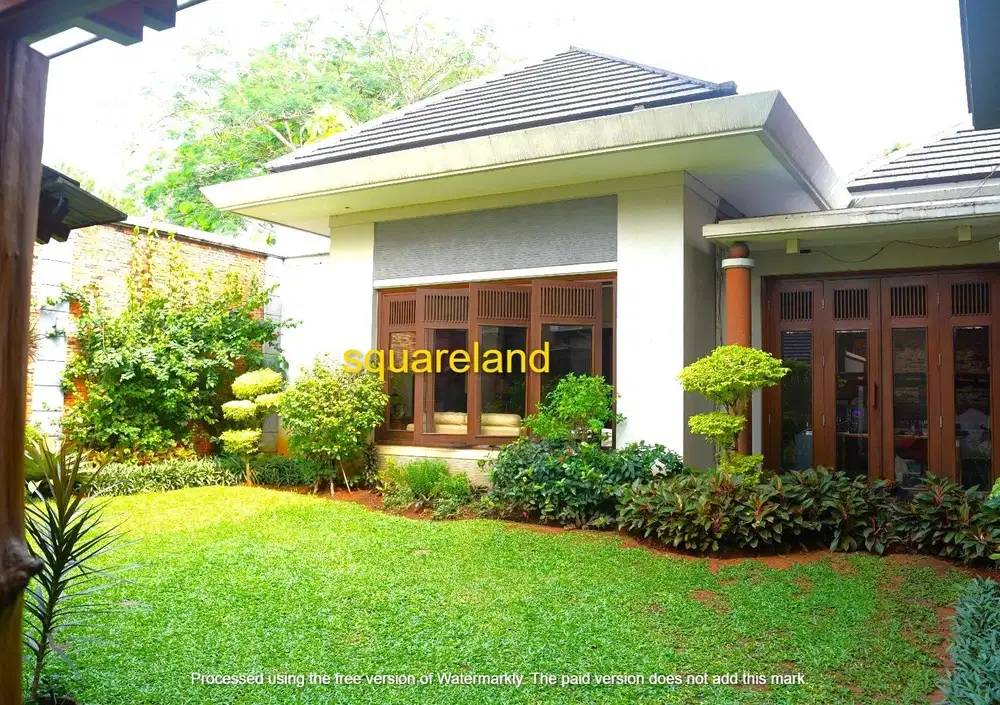RUMAH 700 m2 RASA 1000 m2 DI VERMONT PARKLAND BSD