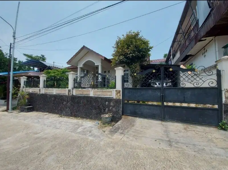 Dijual Rumah Tengah Kota Rengganis