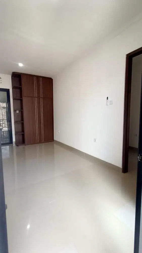 RUMAH SIAP HUNI KAWASAN PERUMAHAN TENANG DI KEROBOKAN DALUNG