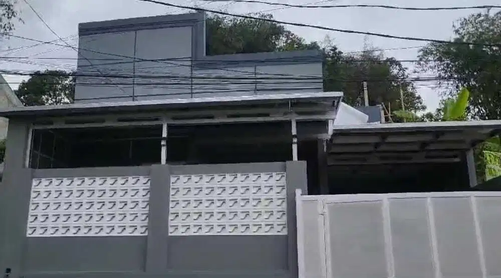 Dijual rumah di komplek bandung timur