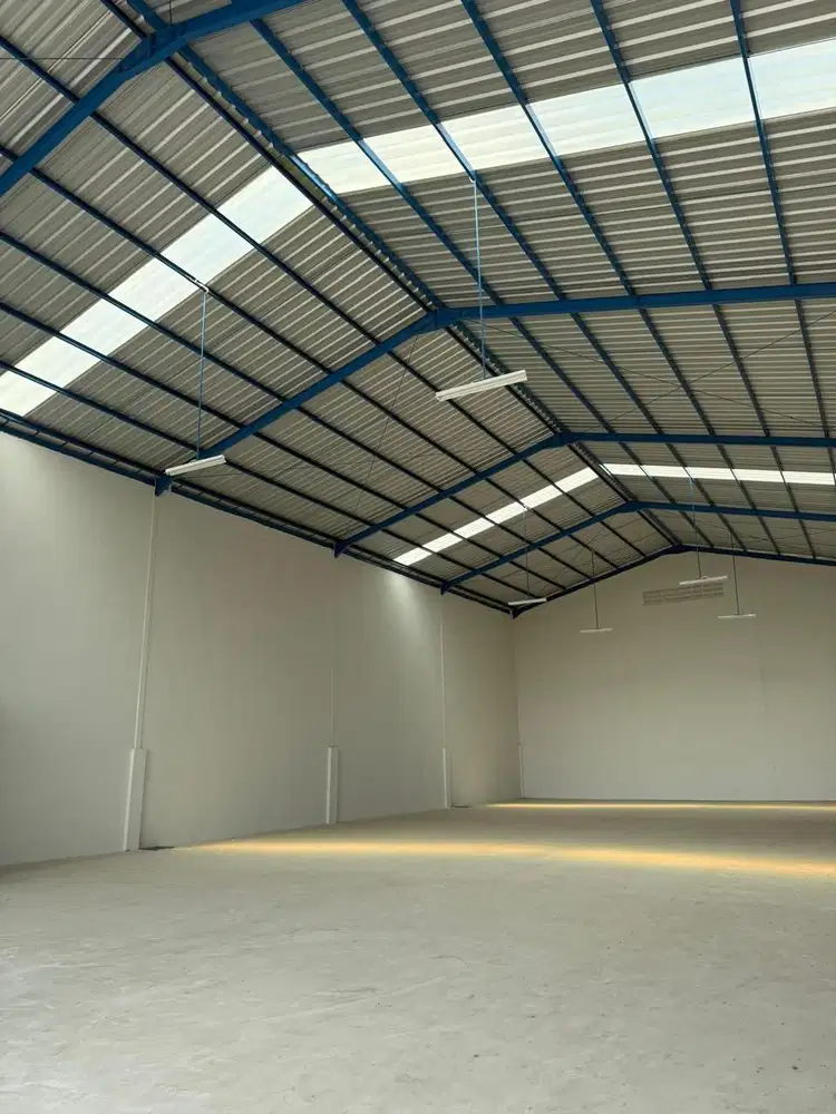 DISEWAKAN GUDANG PAKU HAJI LAKSANA KAMPUNG MELAYU BANTEN